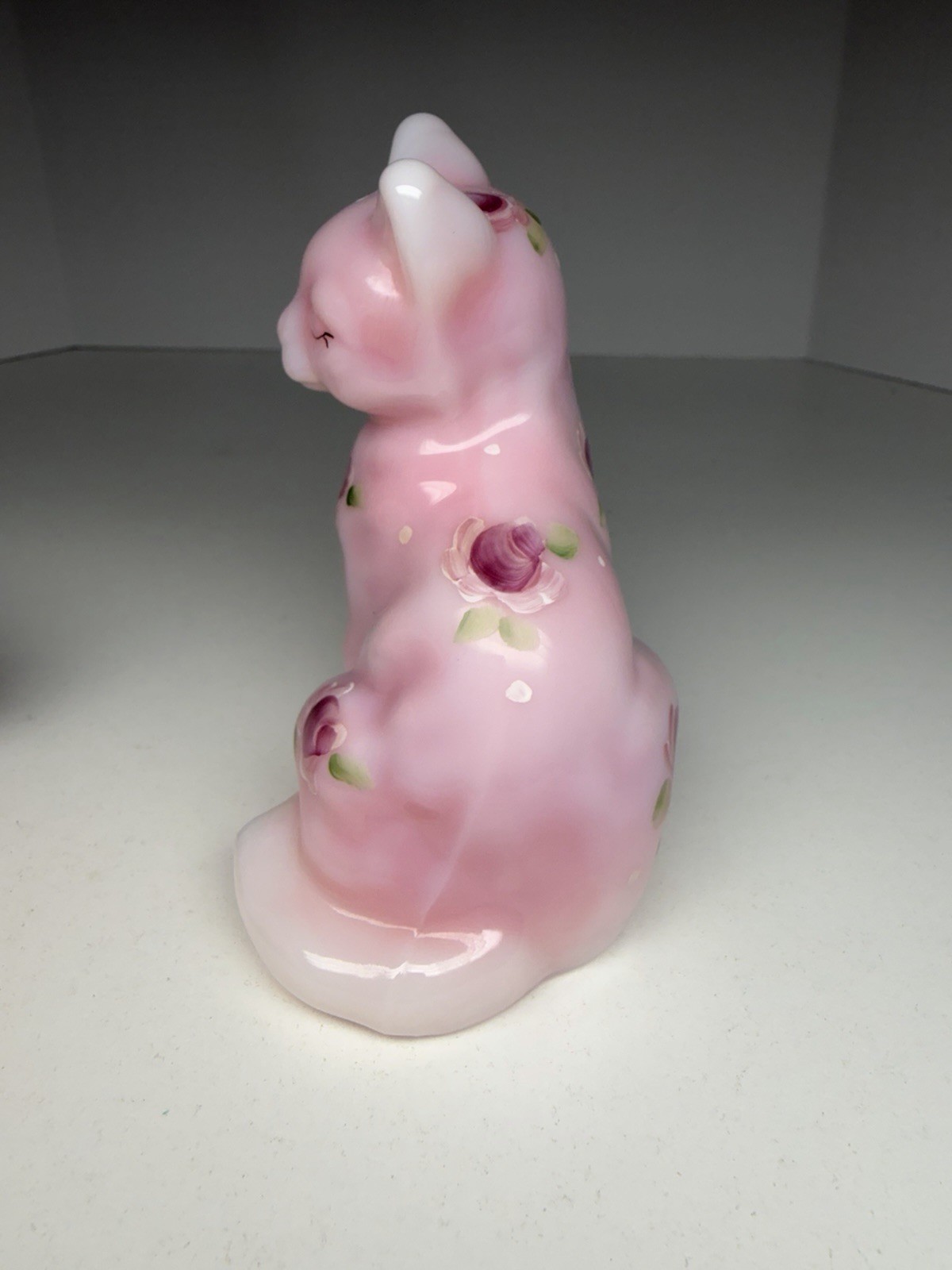 2003 QVC Fenton Rosalene Glossy Sitting Cat “Rose” With Flowers