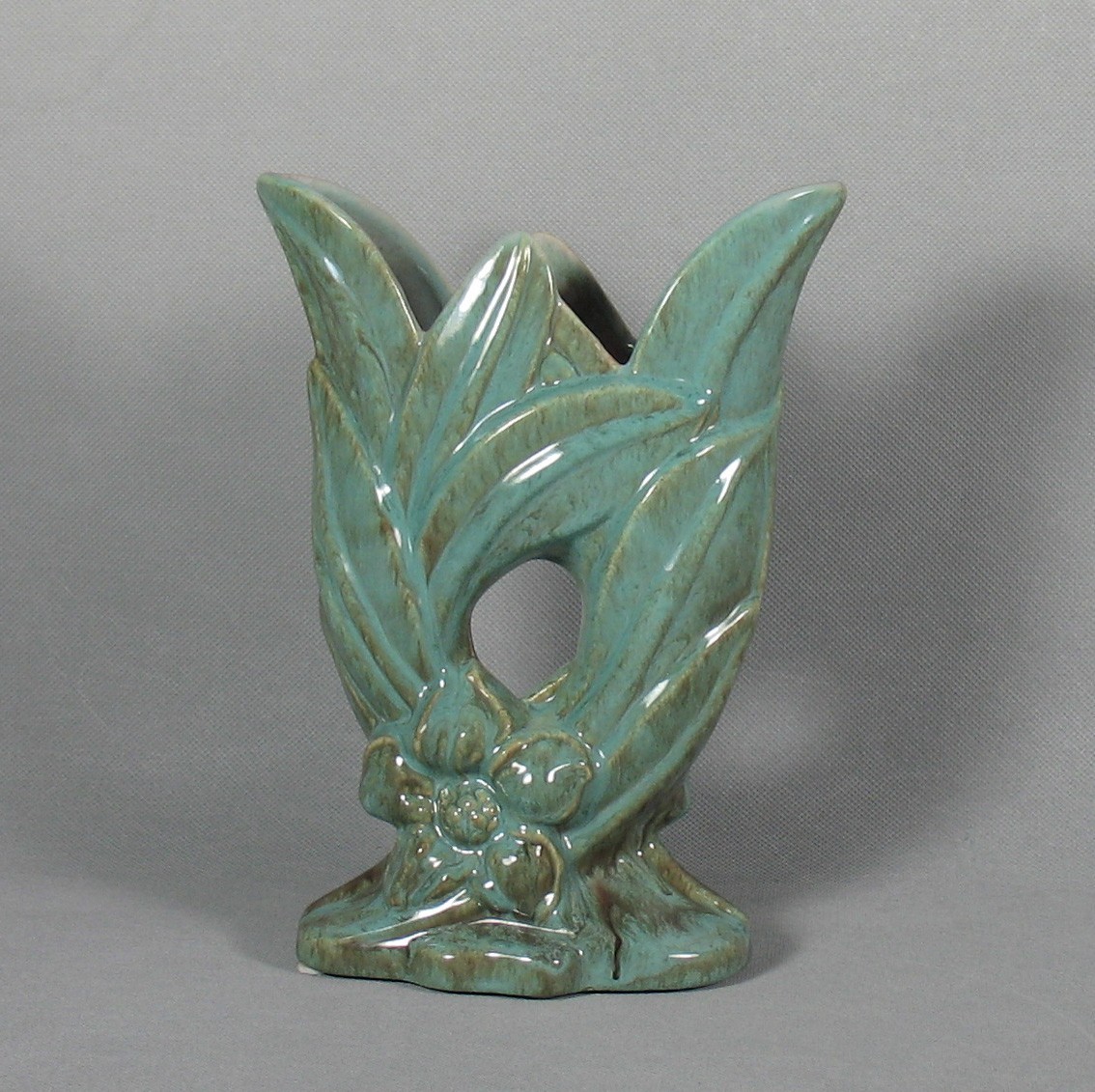 9.5″ Gonder Standard Line H-603 Open Center Floral Vase – Ebony Green Glaze