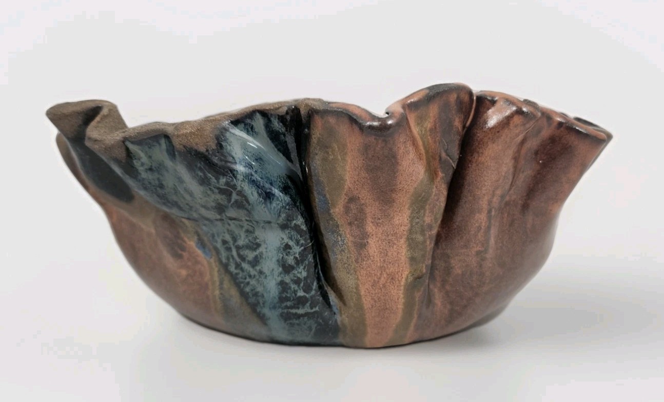 Freeform Art Studio Handkerchief Bowl Signed Drip Glaze LG 11″ Abstract Design