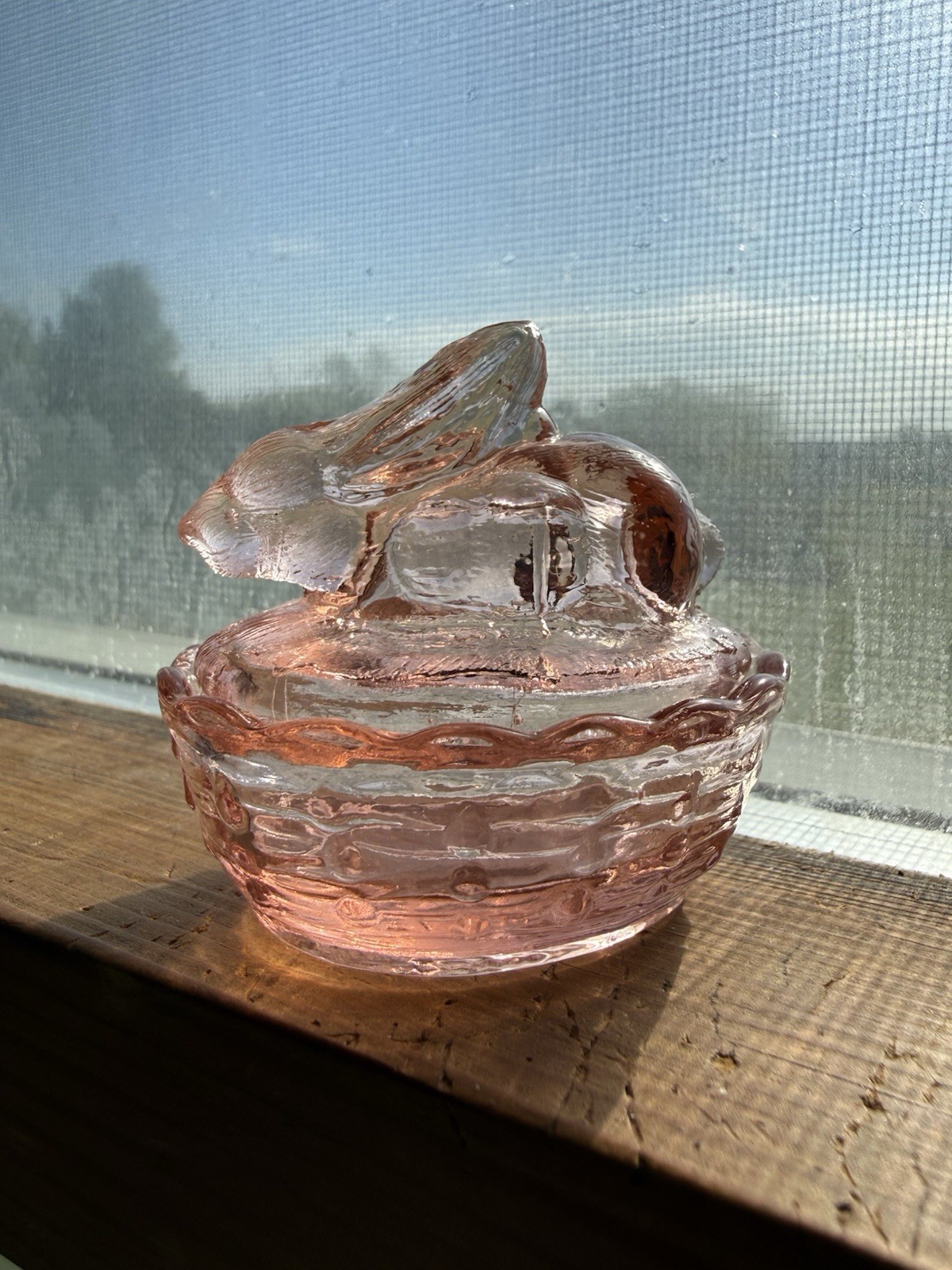 Vintage Bunny Rabbit On Nest Mini Pink Glass Trinket Dish Salt Cellar