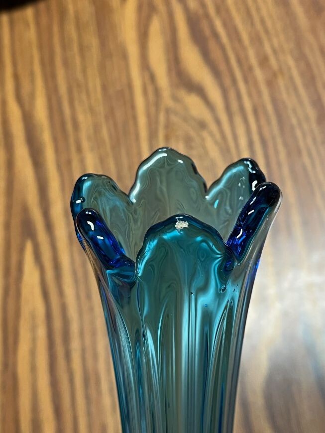 Mid-Century Modern LE Smith Blue Swung Vase 6 Finger 13 1/2″