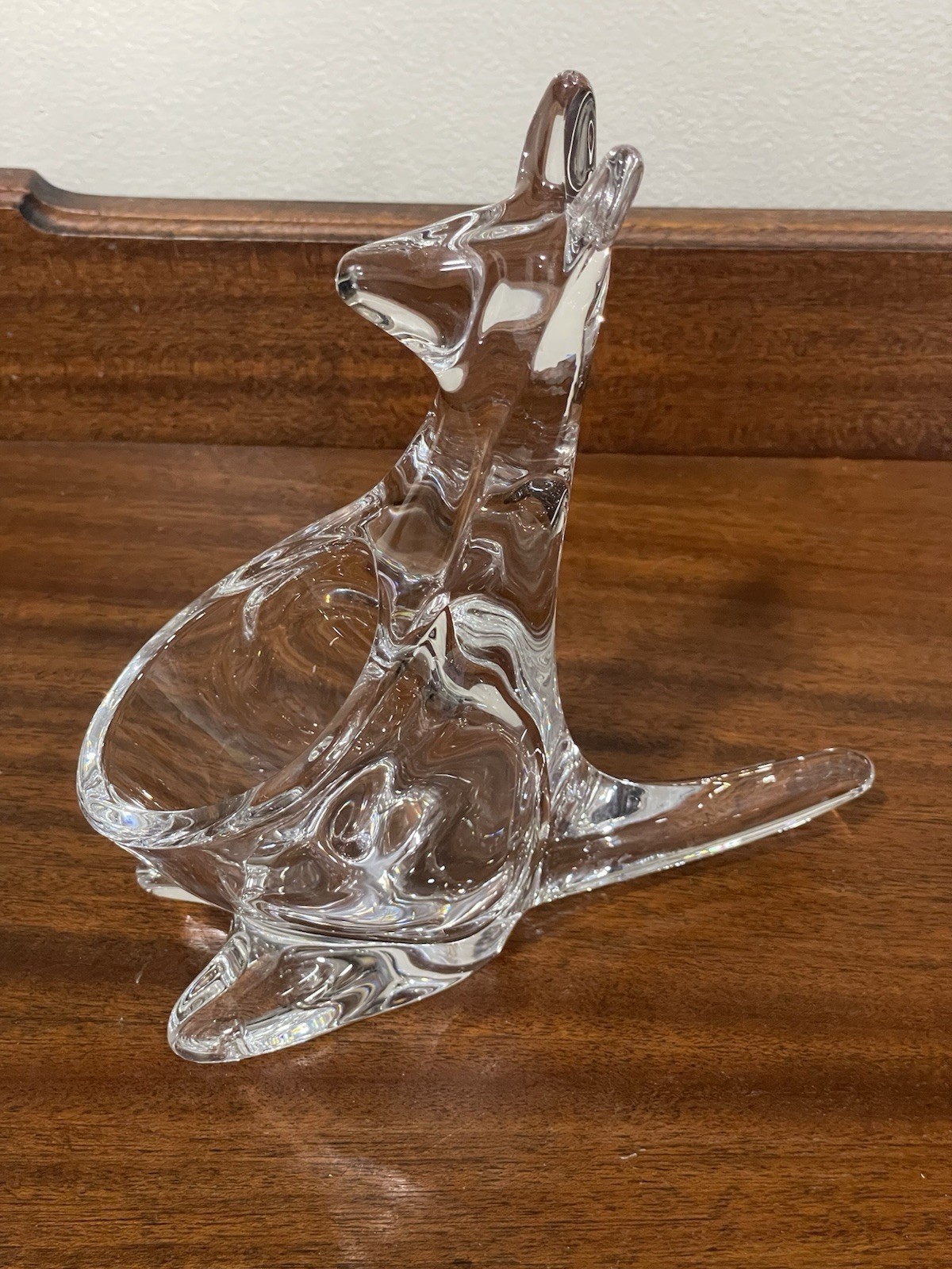 Glass Kangaroo Figurine Ring Holder. 7.5” X 3”. READ.