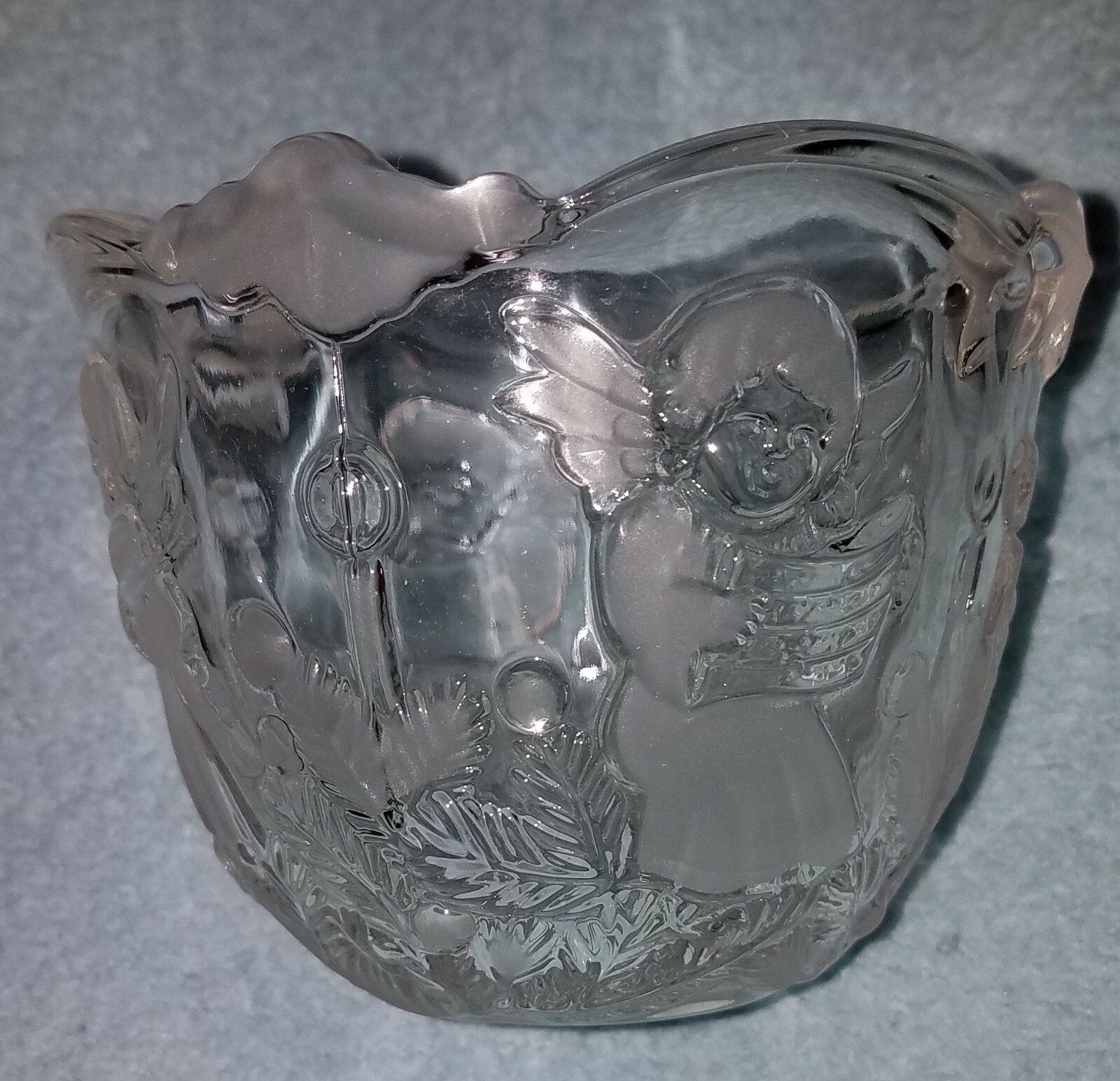 Mikasa-Holiday Lights-Angel Clear Glass Candleholder -3 1/4″- Used – SA 835/610