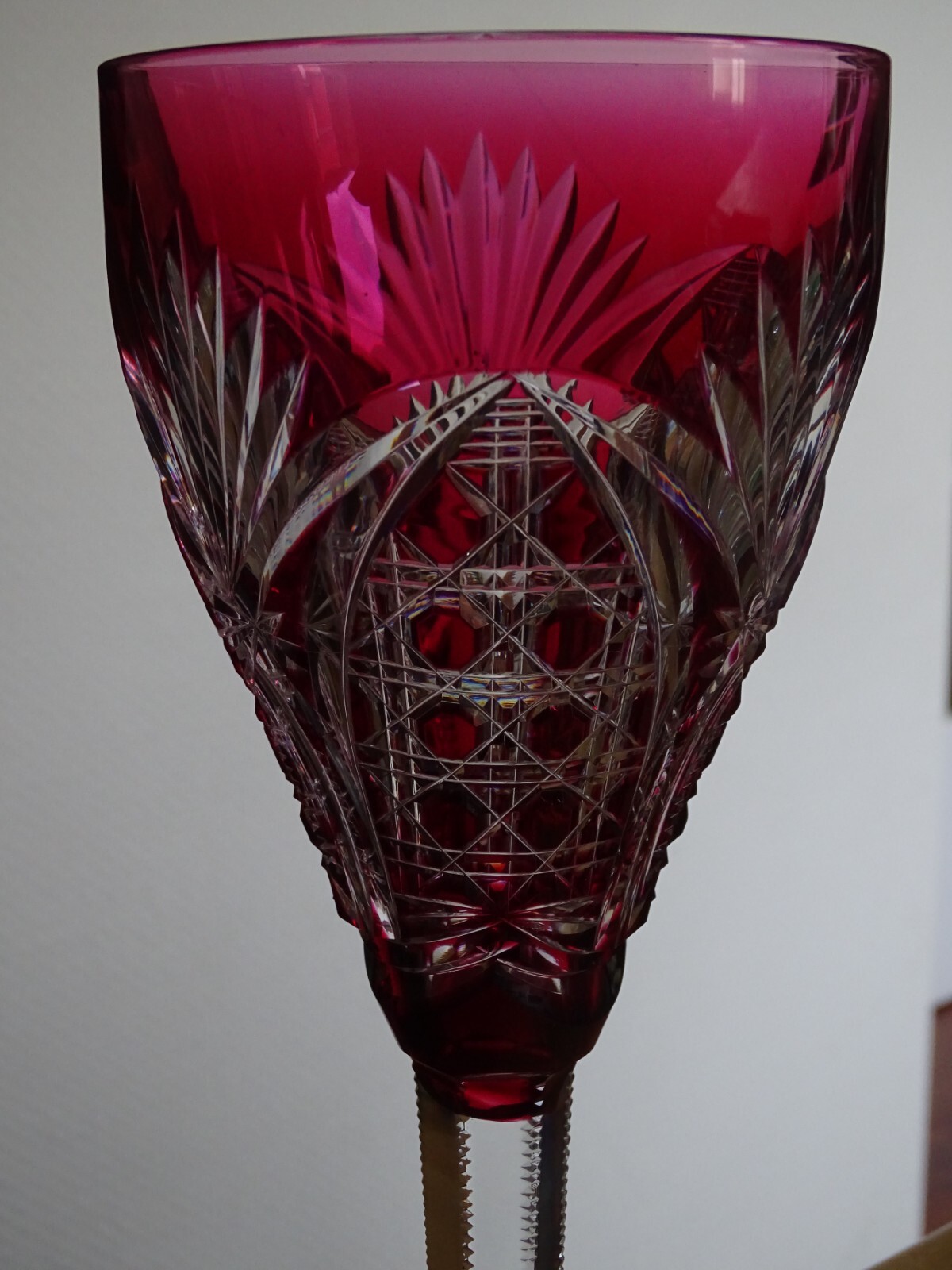 VINTAGE POKAL MONSTER GLASS CRYSTAL VAL ST LAMBERT SAARLOUIS RED height 11″