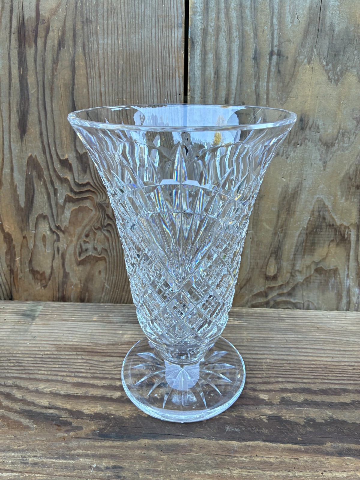 Vintage WATERFORD 10” Cut Crystal Fan Footed Flower Vase SIGNED Gothic Mark