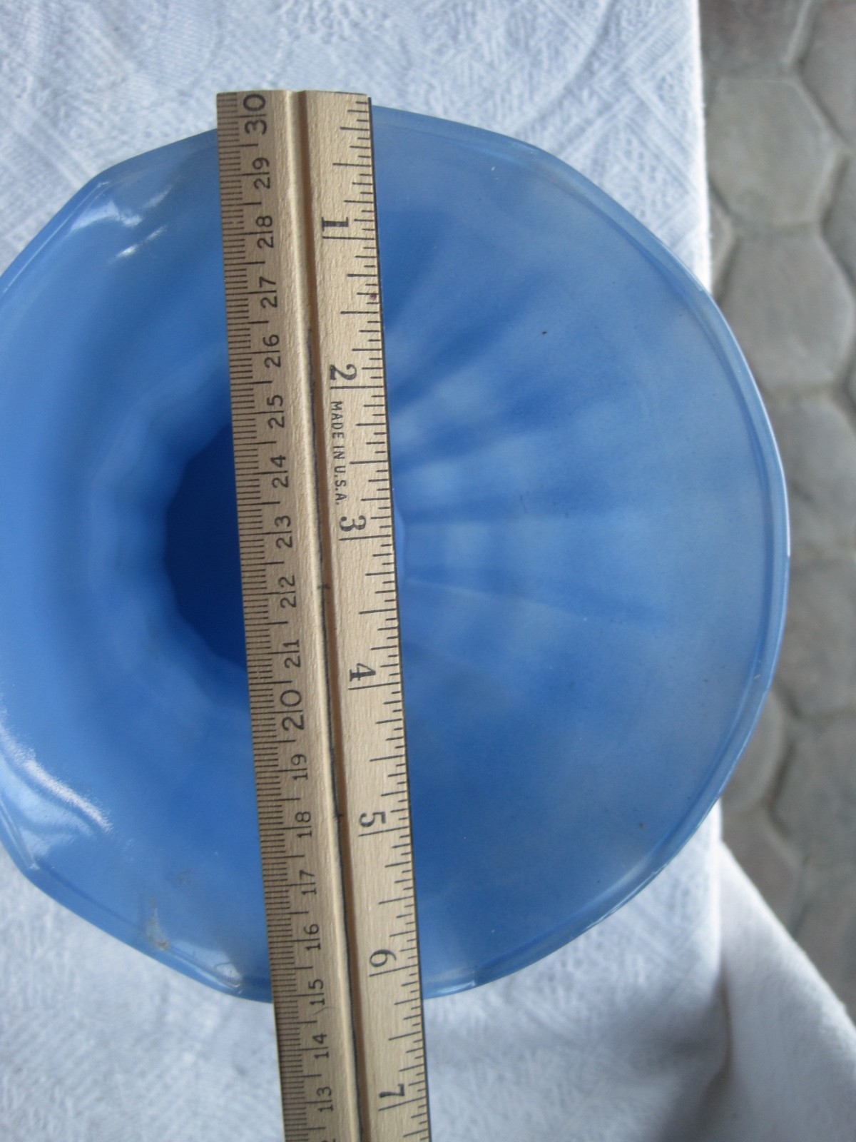 Vintage Anchor Hocking Fire King Sky Blue Pineapple Vase 9″ Tall