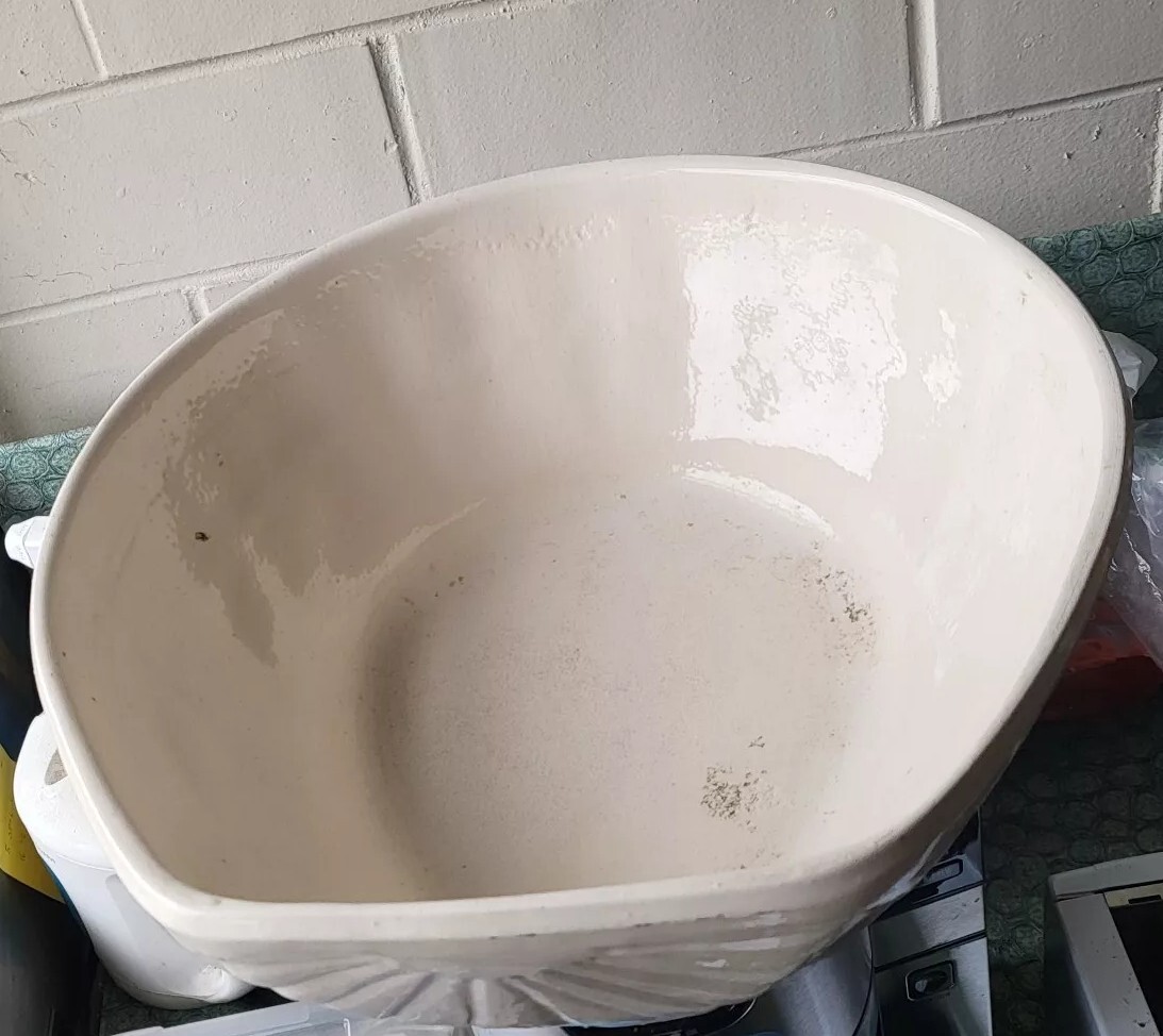 GIANT MP MOUNTAINSIDE POTTERY BOWL 8LB 15″ X 14″ X 5″ HIGHWHITE GLAZE IN AND OUT