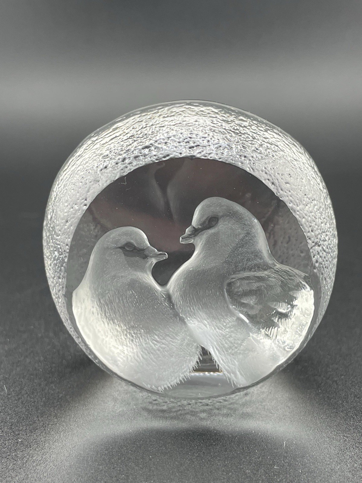 Vtg Signed Mats Jonasson Sweden Turtle Dove Etched Crystal Art Glass Paperweight