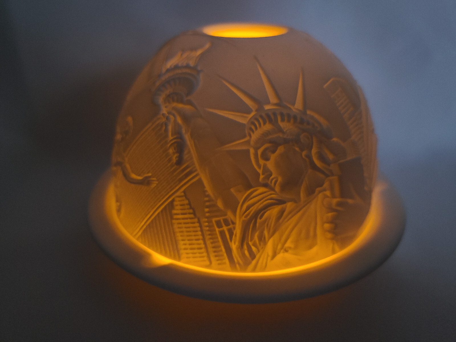 Bernardaud Limoges Porcelain Votive Light Lithophane New York Fairy Lamp Candle