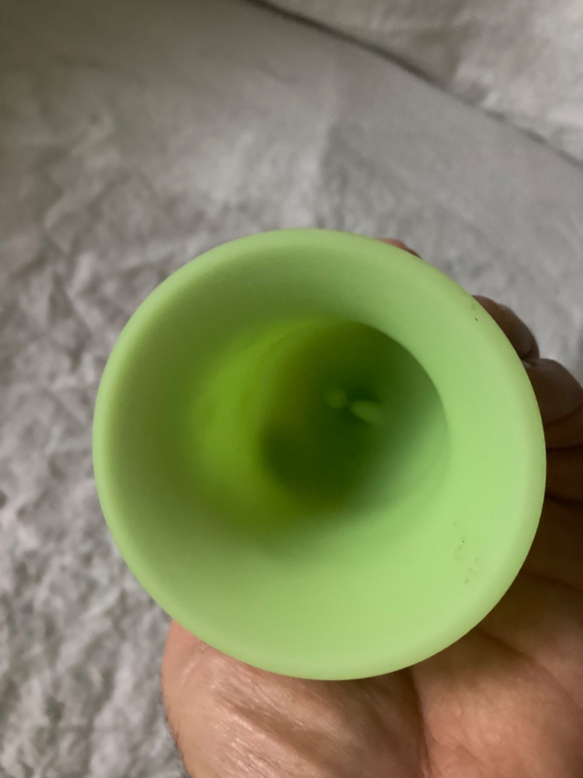 Vintage Fenton uranium custard satin glass bell Daisy and Button GLOWS NO DINGER