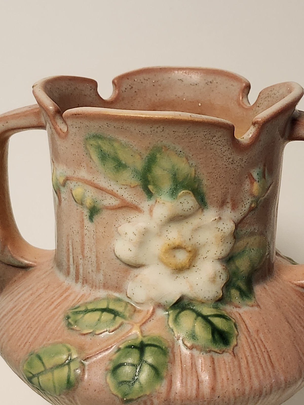 1940 ROSEVILLE White Rose Art Pottery #146- 6″ , Lot of 2 , see photos