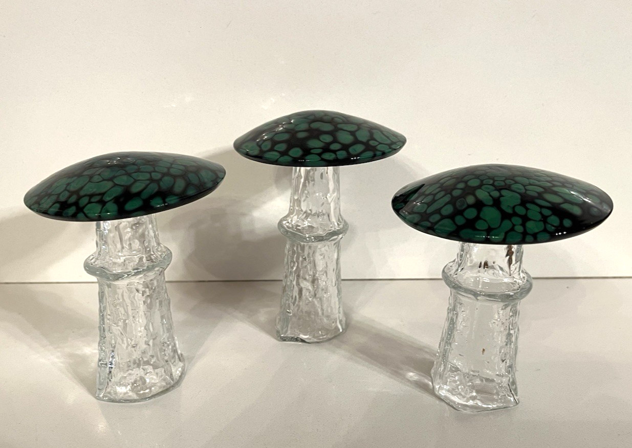 Mid-Century Art Glass Mushroom Collection Borgstrom Aseda Sweden Black w/ Green