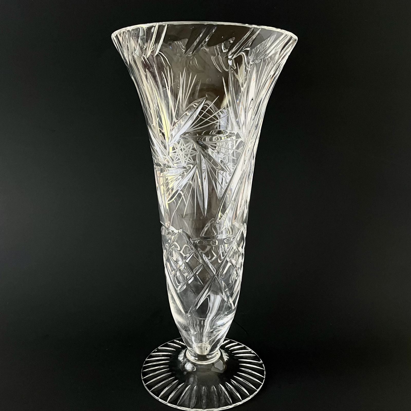 Vintage Cut Crystal Trumpet Vase 11″ Clear Starburst Pinwheel Etched Star Heavy