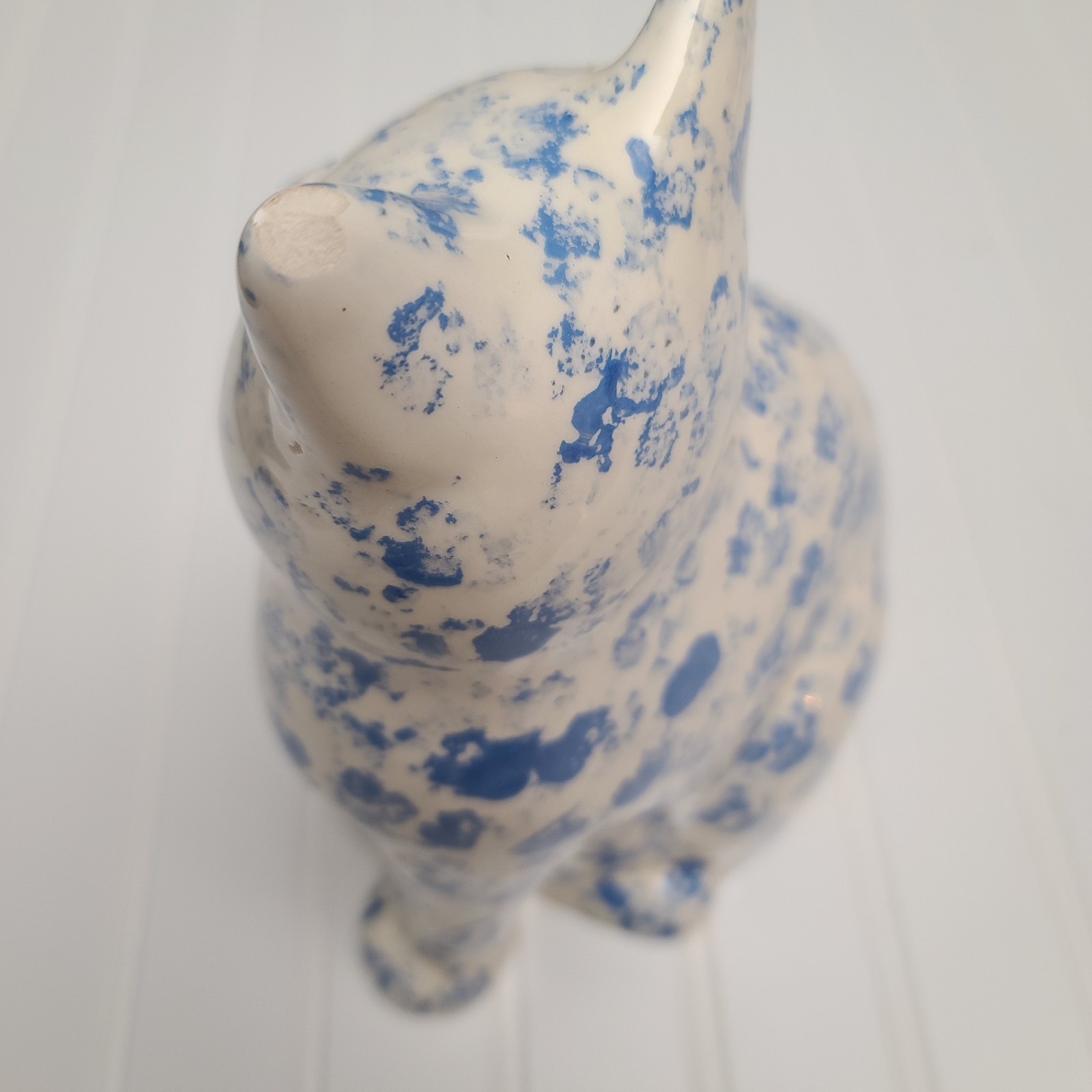 Vintage 1993 Large Ceramic Blue & White Spongeware Speckle Cat Figurine
