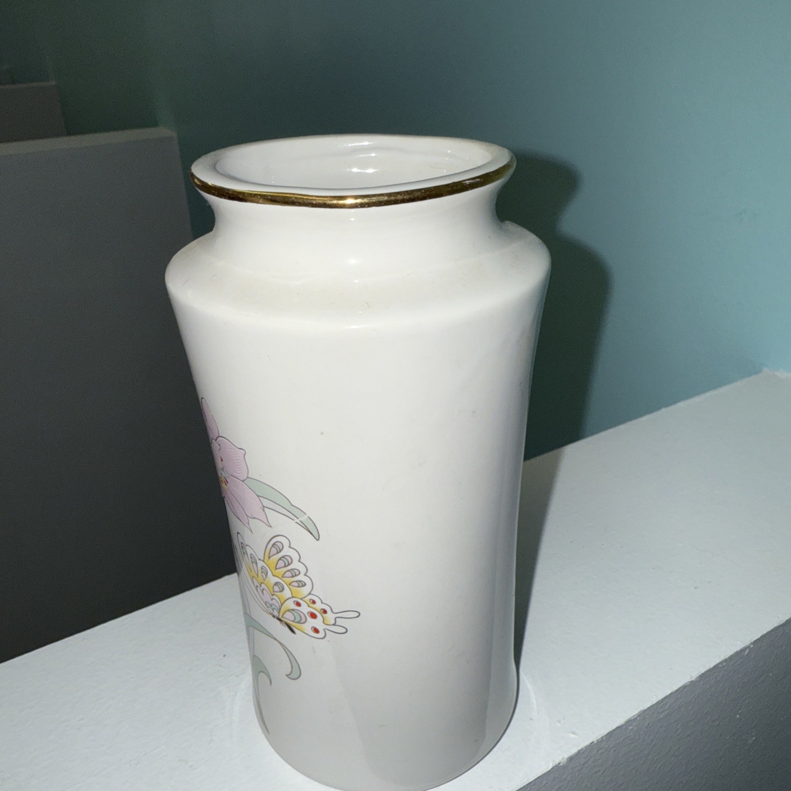 2 Vintage 80s Art Deco Revival White Ceramic Vase Pink Black Asian Butterfly