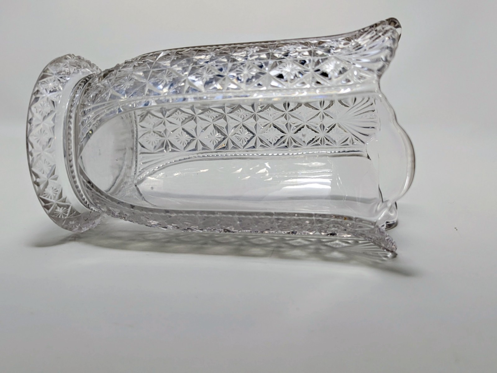 American Brilliant Cut Glas Vase 1876-1917 Beautiful Piece