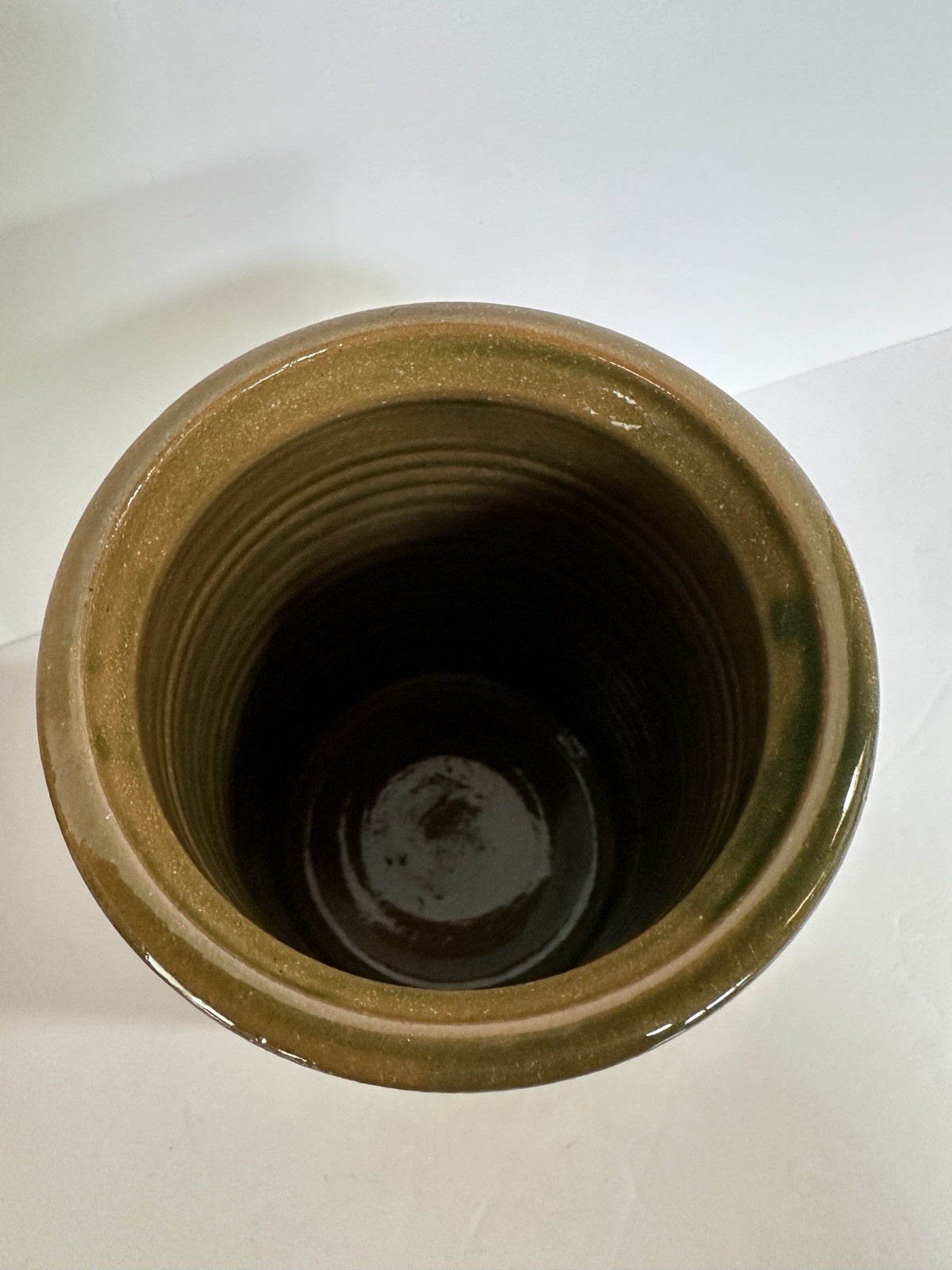 Stovepipe Wheel Thrown Ceramic Clay Art Vase Glazed Interior & Exterior