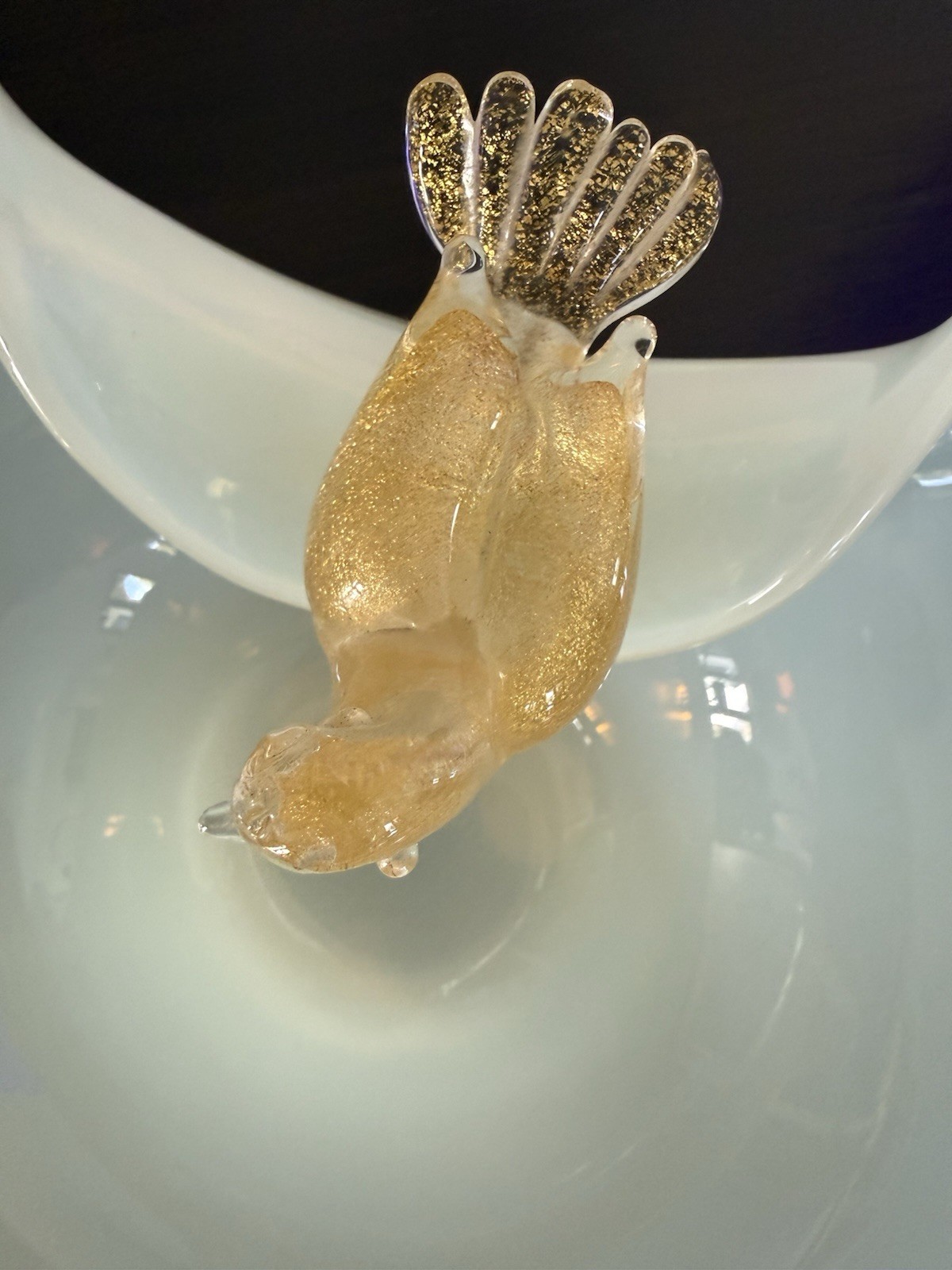 Mid 20th Century Murano Attributed Opalescent Glass Bowl Perchin Gold Fleck Bird