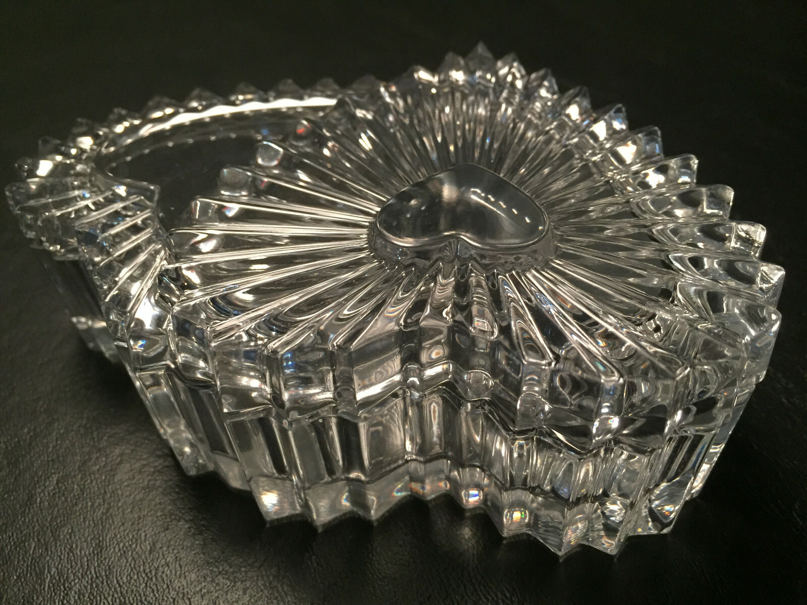 Mikasa FOREVER LOVE Lead Crystal Covered Double Heart Trinket Box NOS PRISTINE