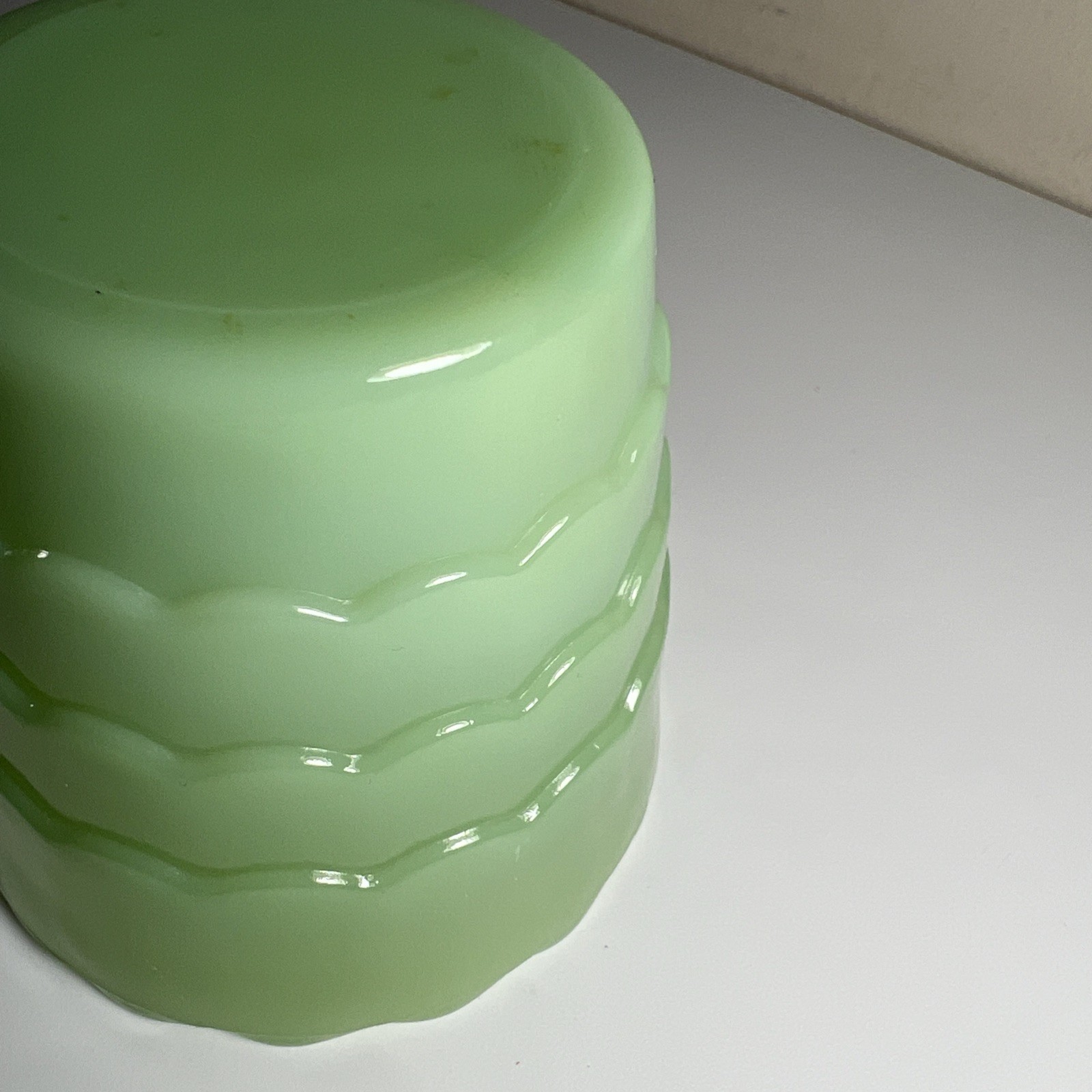 Vtg. 3.5″ Fire King Jadeite Glass Flower Pot