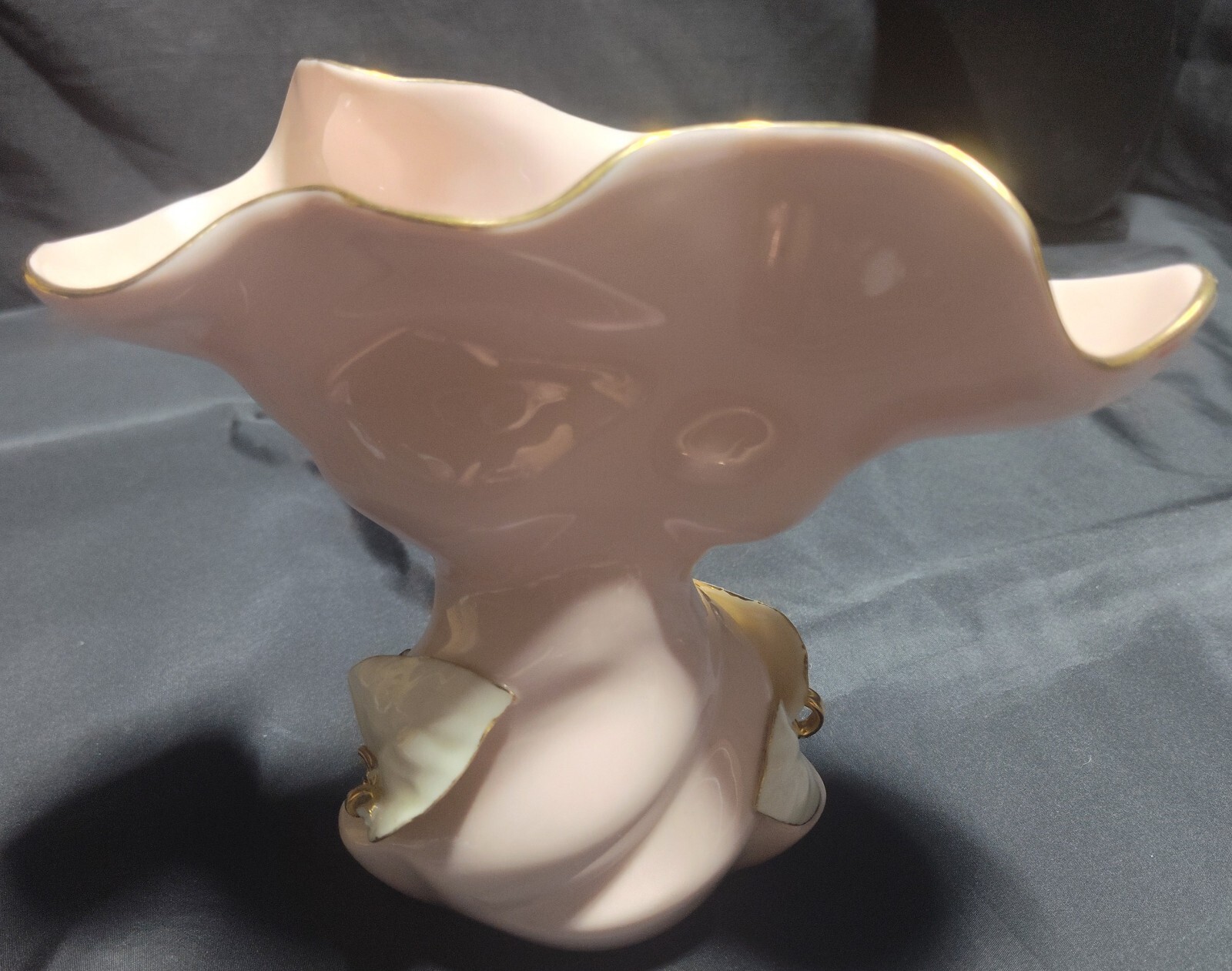 Newell Studios Ceramic MCM Pottery Vase Pink with White Leaves Gold Trim