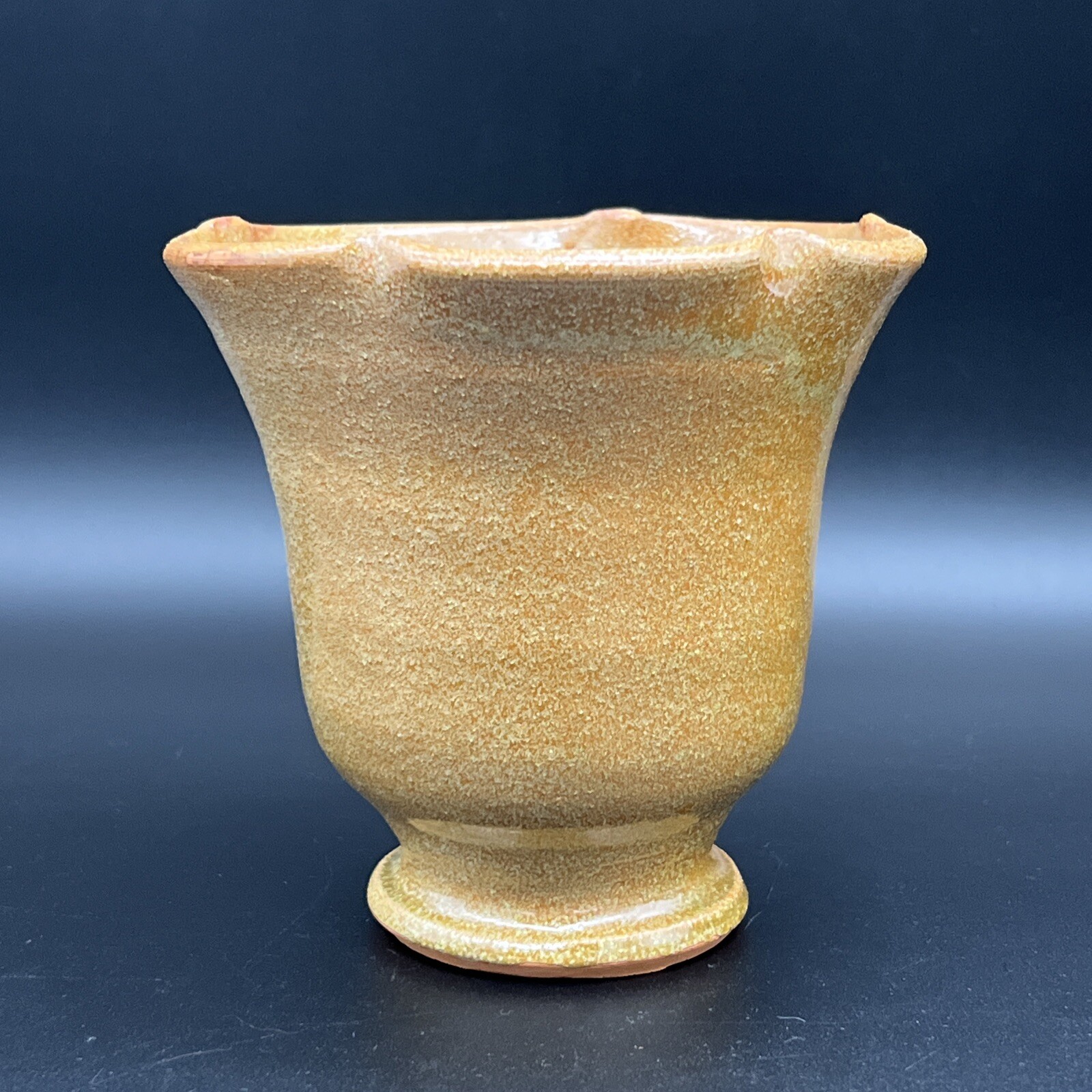 NC Pottery Transitional Period 4 1/2″ Ruffled Edge Vase c. 1920s – DZ Craven?