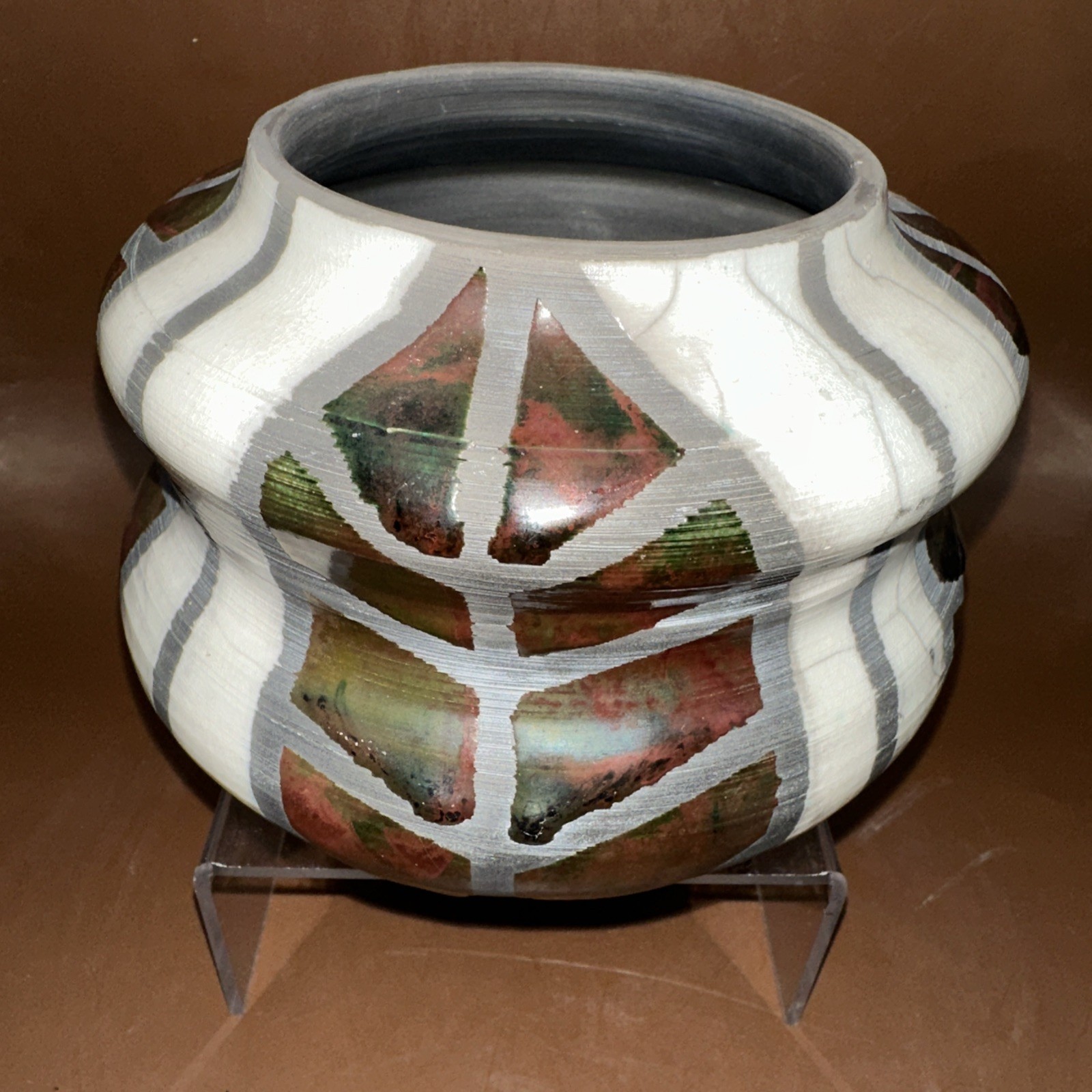 RAKU ART POTTERY VASE ARTIST SIGNED AND DATED 4.5H X 5.5W