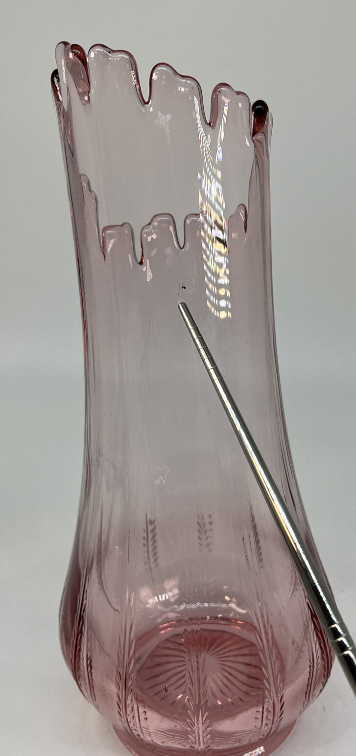 Vintage MCM LE Smith Pink Victoria Fern Scroll Swung Stretch Vase 1960s Rare