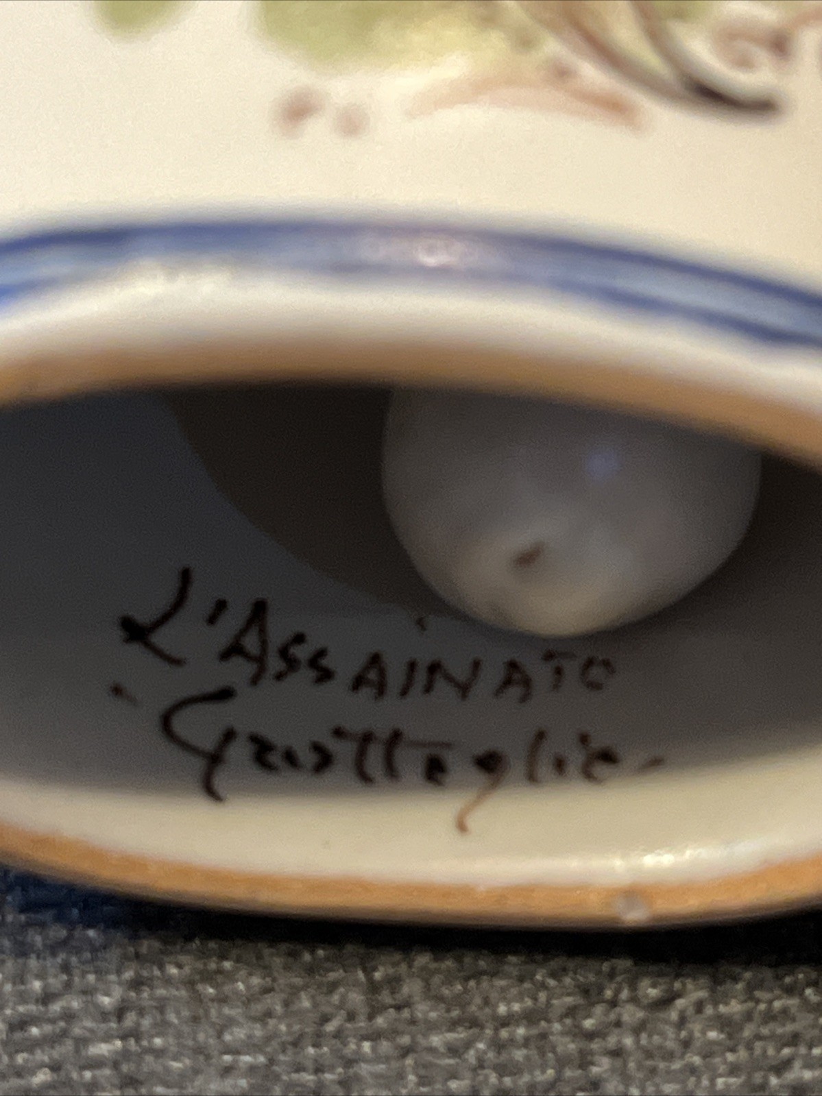 L’Assainato Grottaglie Pottery Bell Italy Flowers 3.25” X 2.25”