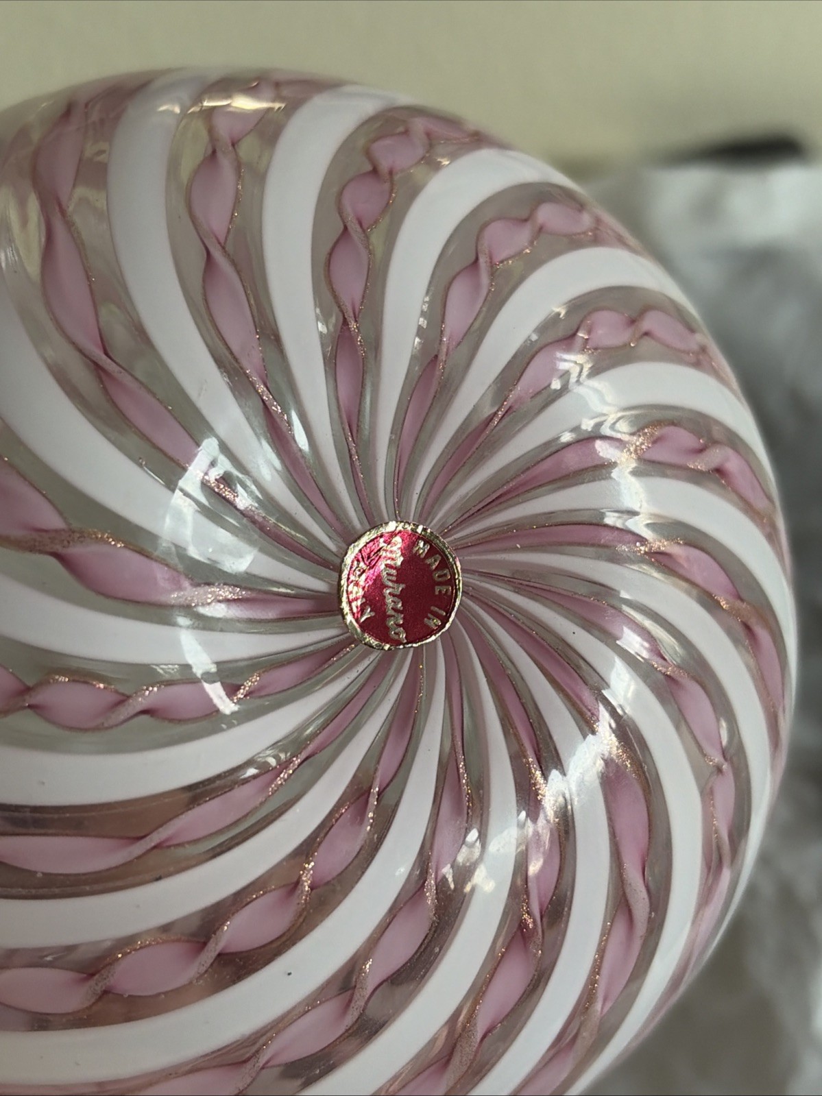 VENETIAN MURANO LATTICINO POT & COVER FINIAL FORMED AS PINK FLOWERS & GOLD