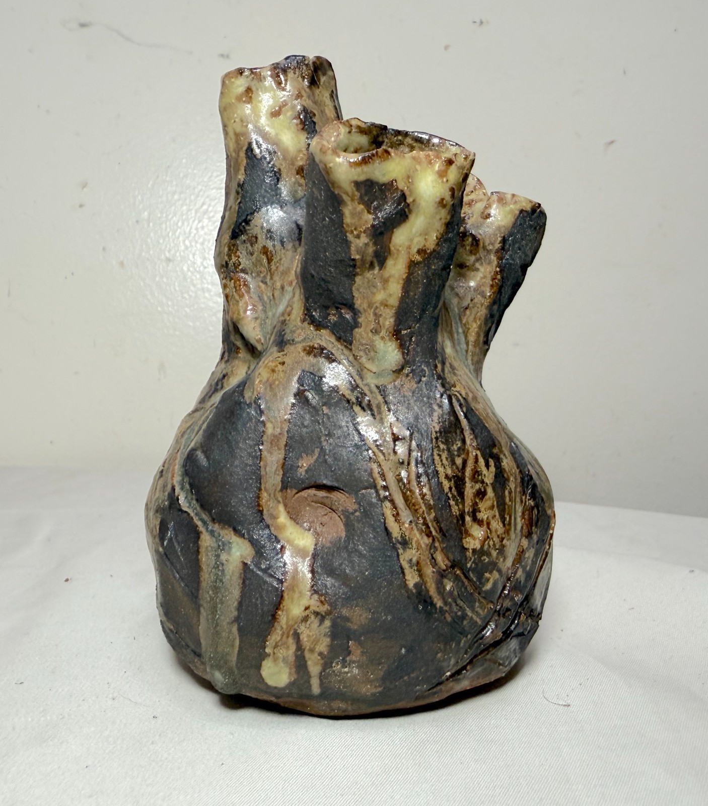 Vintage handmade brutalist American pottery anatomical heart shaped vase