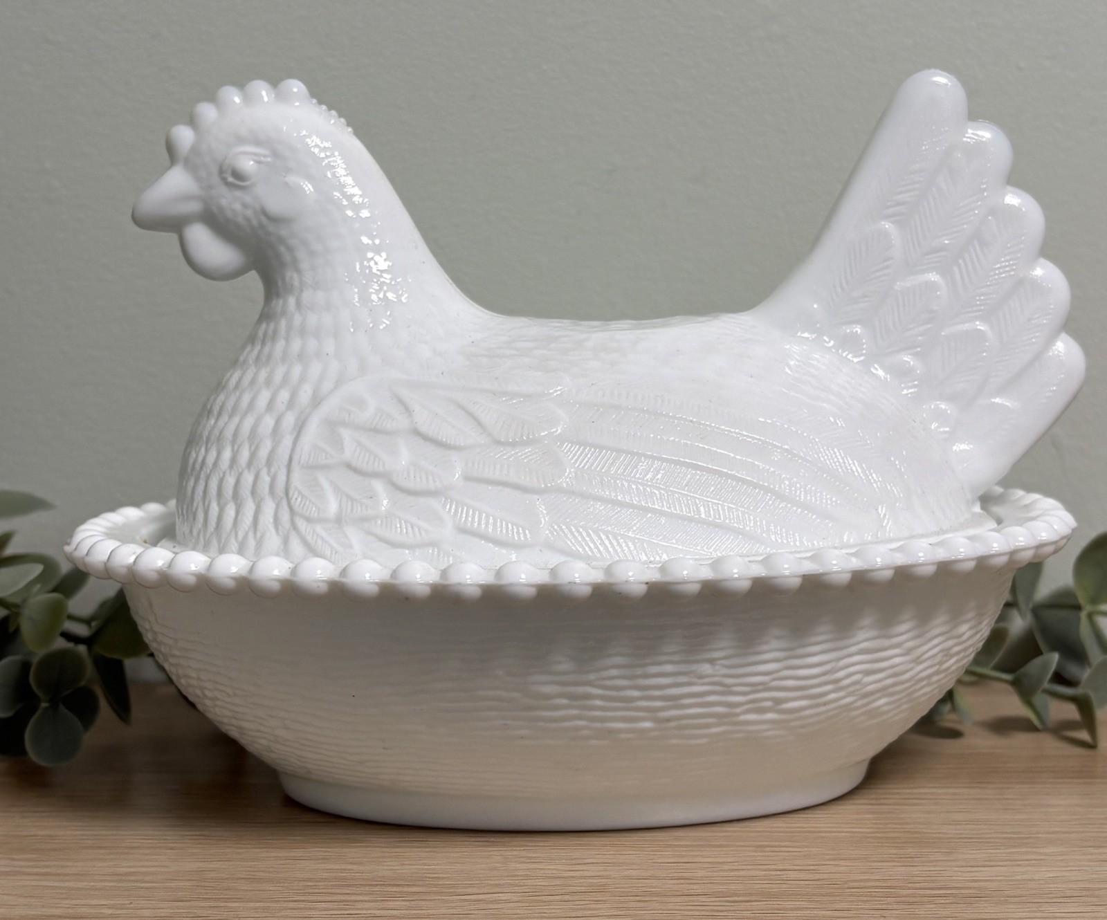Vintage White Milk Glass Hen on Nest Covered Dish Trinket Box 18cm Chip