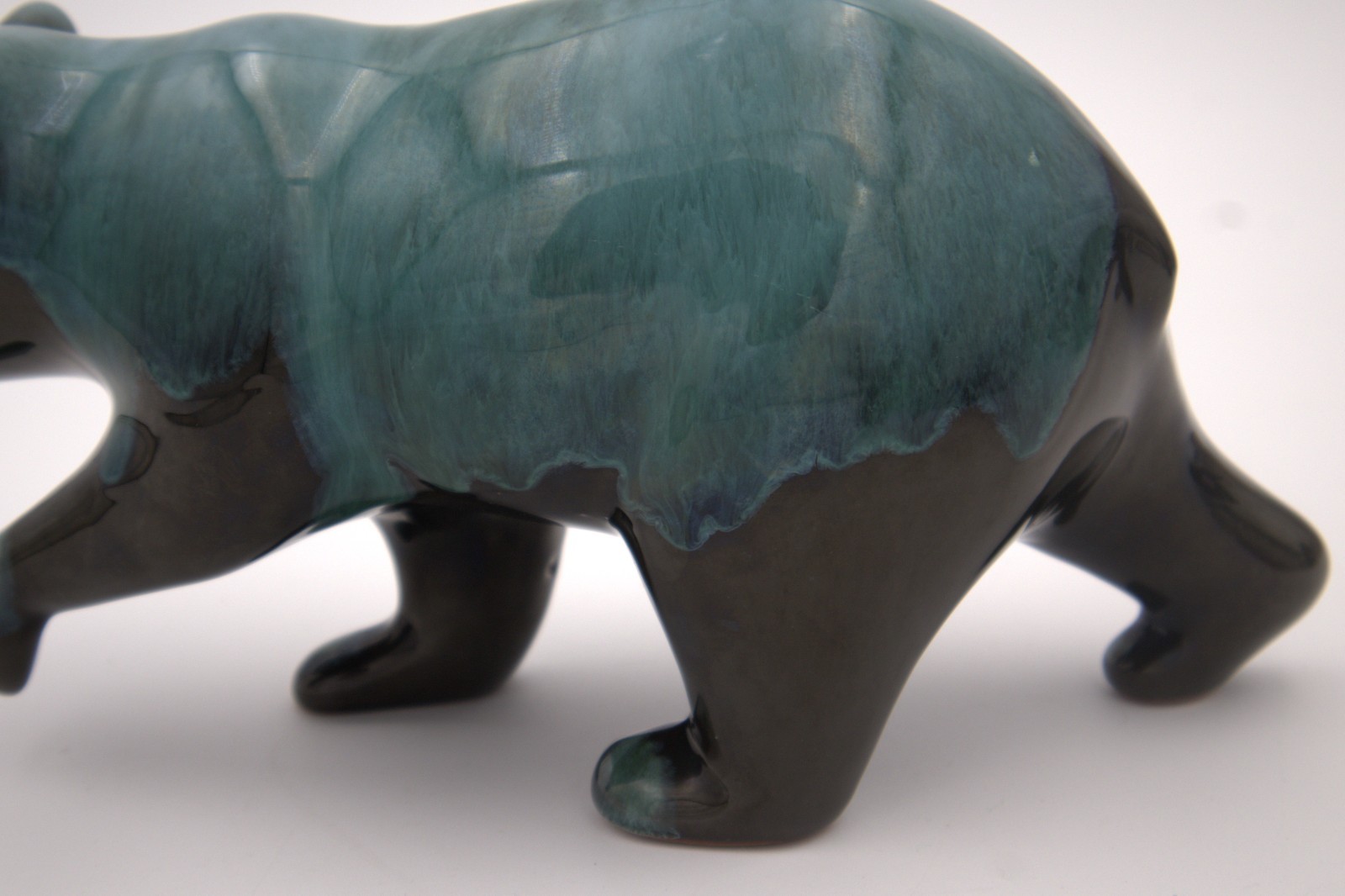Vtg Blue Mountain Pottery Walking Bear Figurine Teal Drip Glaze Canada Read Cond
