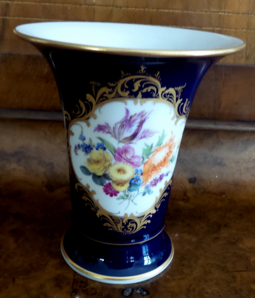Meissen Hand Painted Floral Cobalt & Gold 5 3/8 Inch Vase Circa 1924-1934