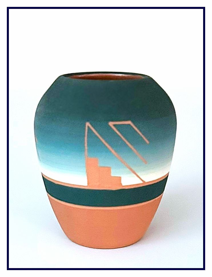SIOUX POTTERY Native American Handmade Pot, Jeanne High Elk Design, 1990’s