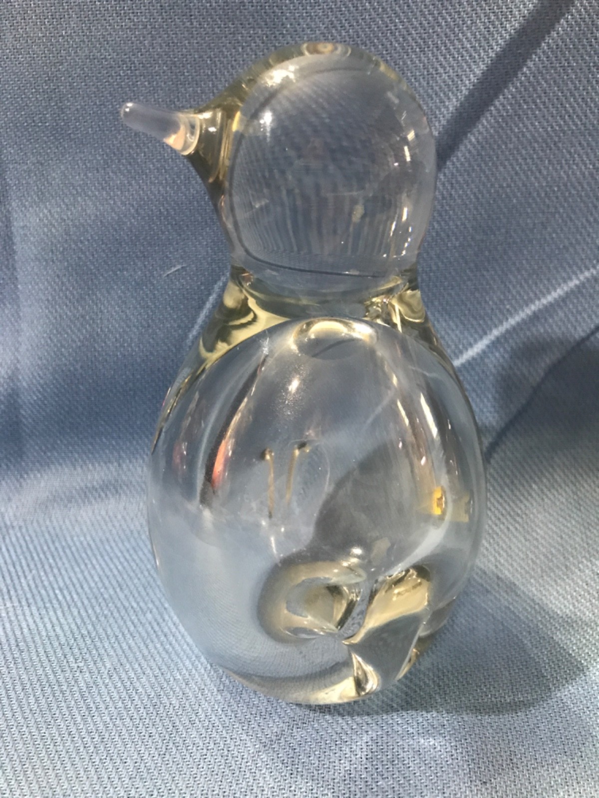 6.5” HAND BLOWN CLEAR GLASS PENQUIN FIGURINE / PAPERWE9GHT ~ 1 LB