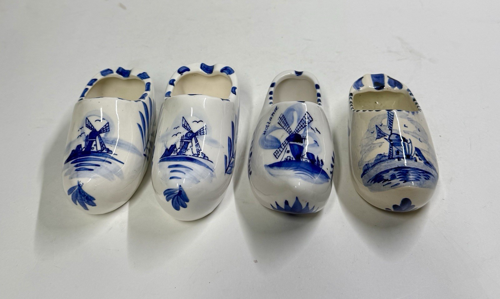 Set Of 4 Vtg Delft Blue Dutch Clog Shoe Windmill Ashtray Holland Hand Painted