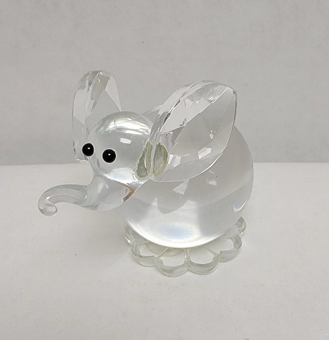 Sklarny Bydzov Czech / Bohemian Crystal Elephant Trunk Up 2.25″