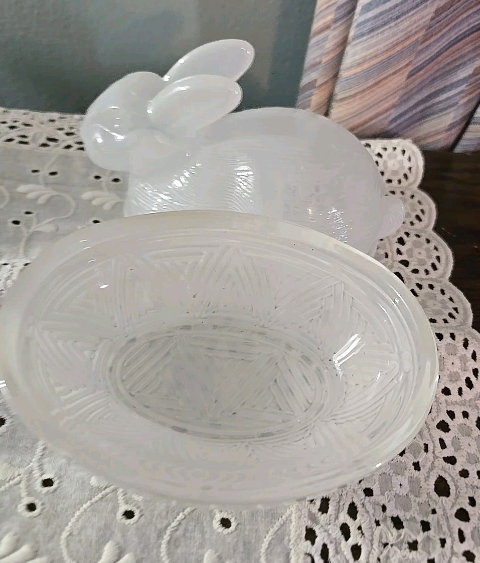 White Bunny Rabbit on Basket Glass Trinket Dish