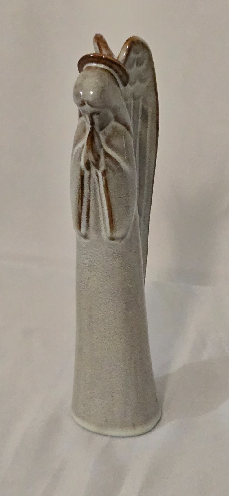 Nicodemus pottery angel figurine, preowned, perfect condition