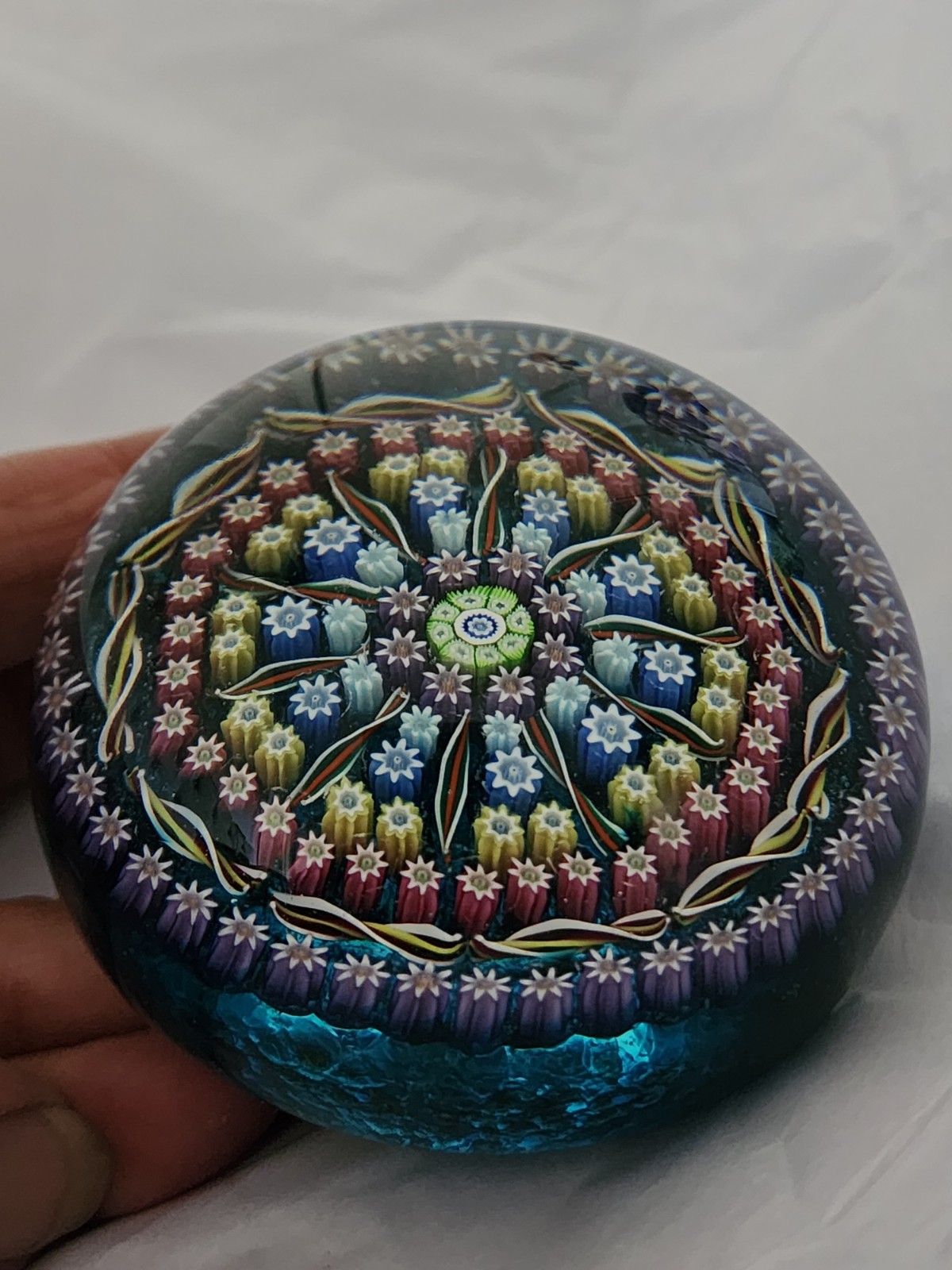 Perthshire Glass Paperweight PP1 10 Spoke P Cane Millefiori Scotland Teal ground