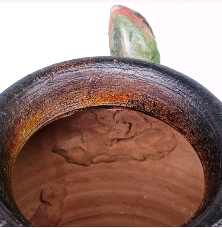 Rare Vintage Signed Solis Ollin Glazed Abstract 3D Lizard Ceramic Pottery Vase