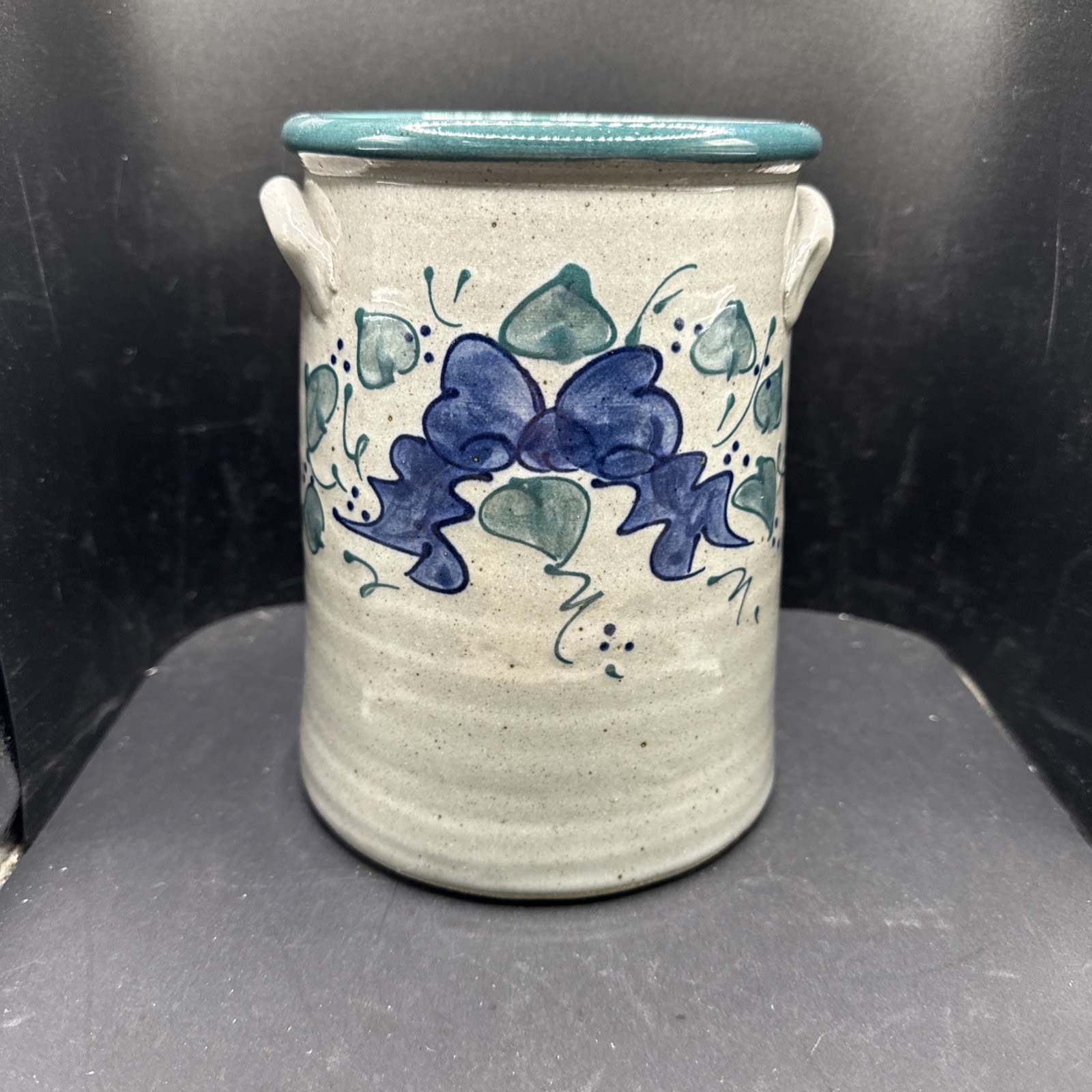Beautiful Great Bay Pottery Crock – Rye, NH 7”