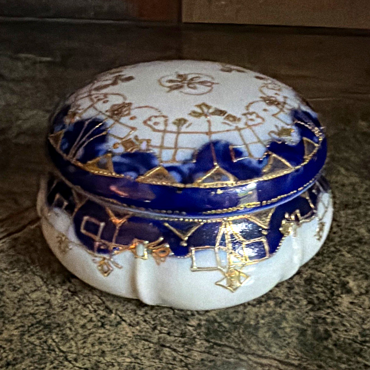 Nippon Blue & White Porcelain Trinket Box with Lid, Gold Detail, M in wreath