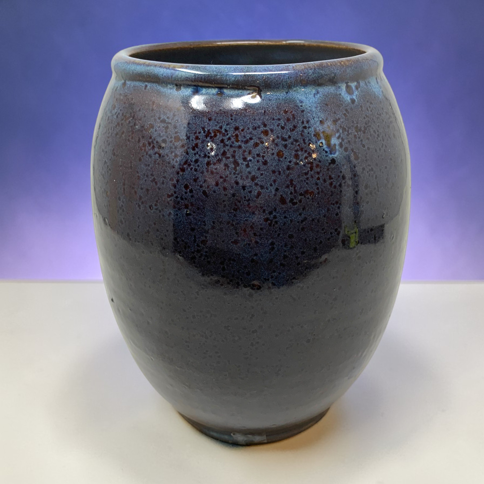 Signed Ken Reese Studio Pottery Vase Blue Lava Glaze 8” Hand Thrown Vessel