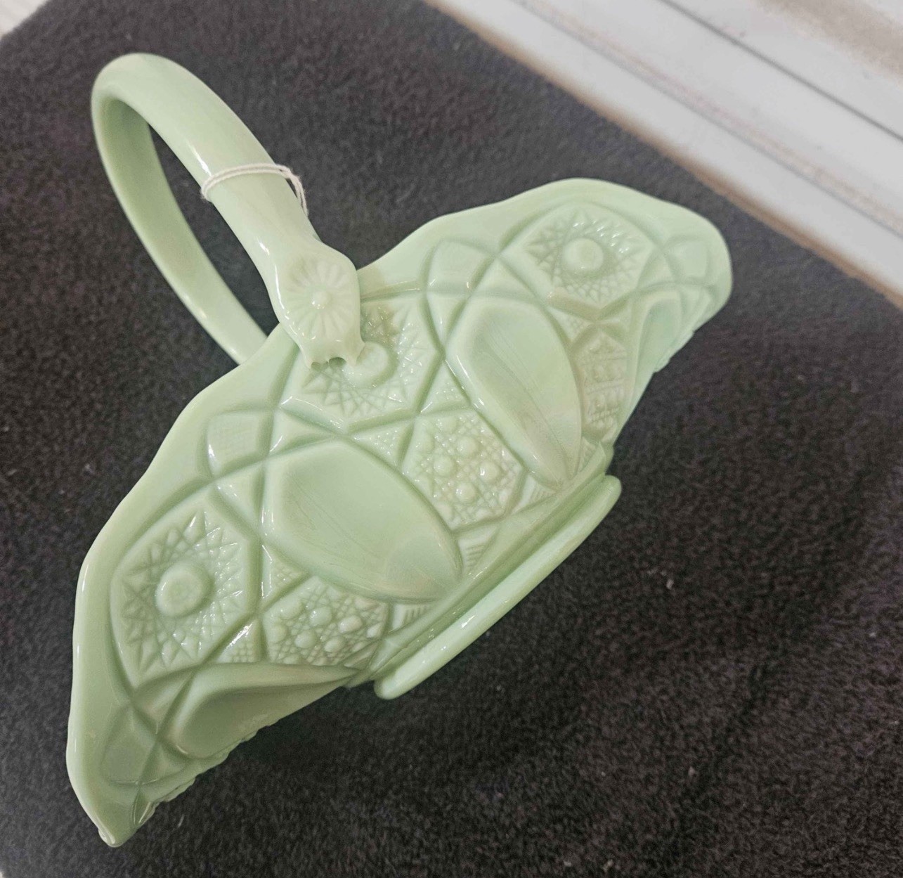 L.E.Smith Heirloom Jadeite Glass Basket