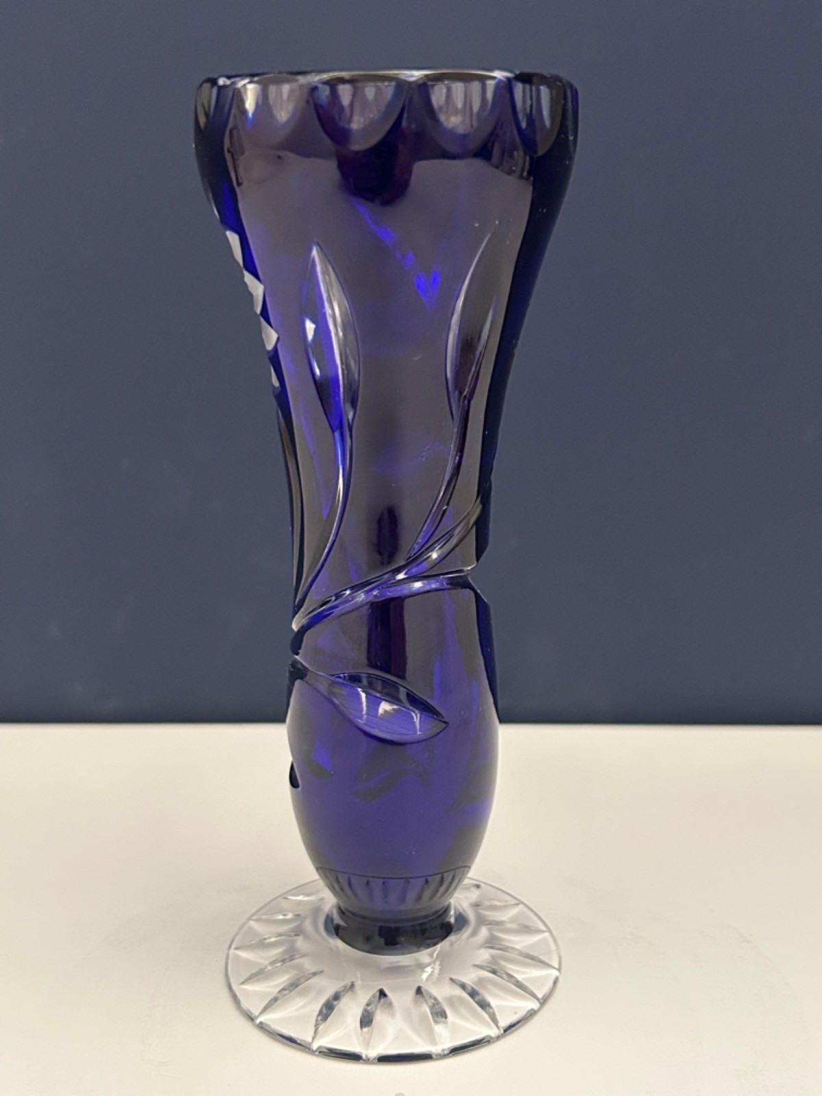 Stunning Bohemian Crystal Cut To Clear Cobalt Blue Hand Cut Floral Motif 6 1/2″H