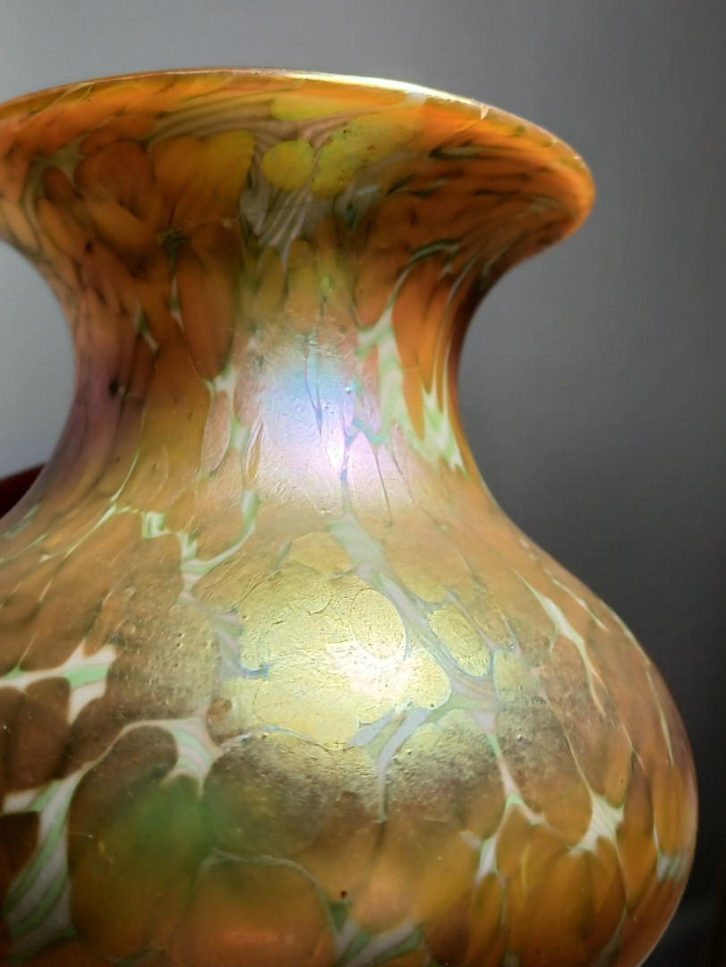 Antique QUEZAL Iridescent Gold Art Glass Bowl/Vase 4″ – Signed/Numbered