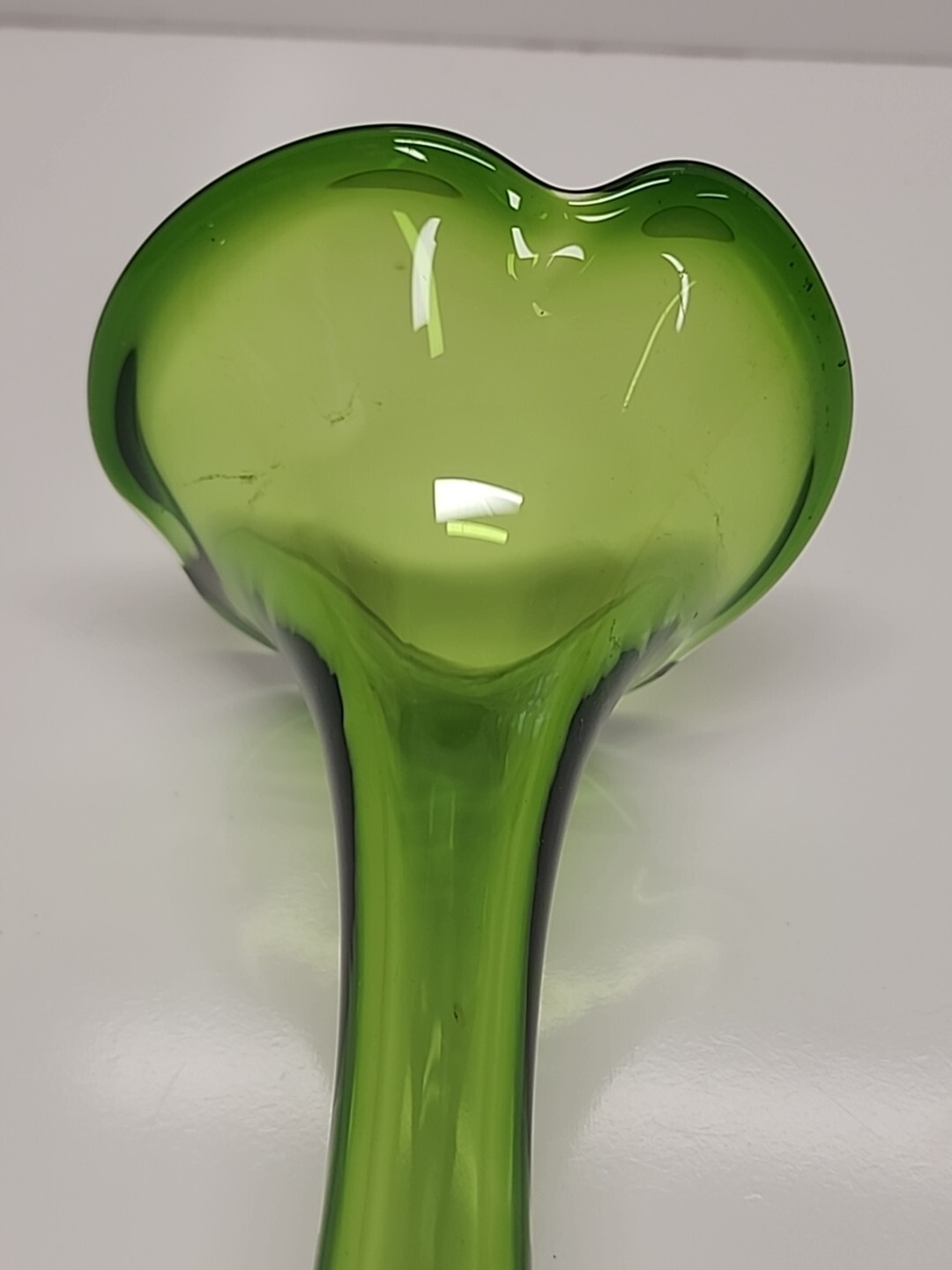 VTG Green MCM 12.5” ASEDA GLASBRUK Flower Art Glass Vase By BO BORGSTROM Sweden