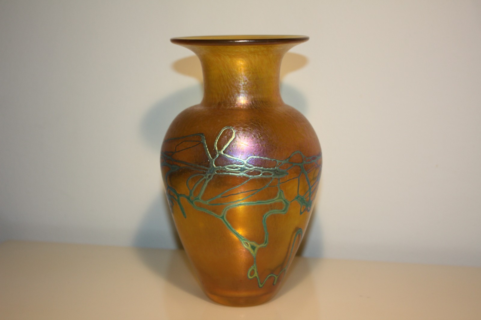 Beautiful Robert Held Art Glass Vase Iridescent